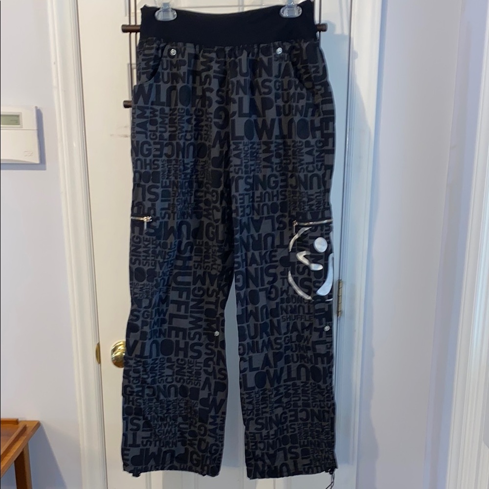 Zumba pants, sz. XXL, black and gray, toggle ankle to tighten